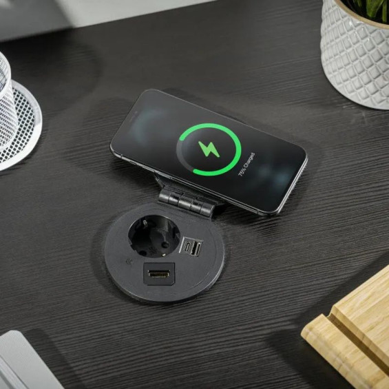 The socket charging by induction