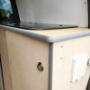 Hellgraues Profil für Kastenwagen-Finish