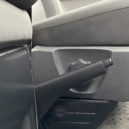 Schwarze Handbremsenhülle für VW T5 oder T6