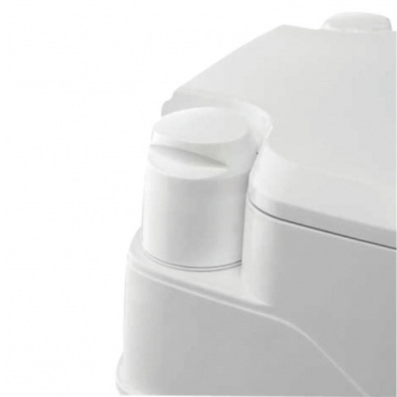 Entleerung des tragbaren WCs Porta Potti Thetford