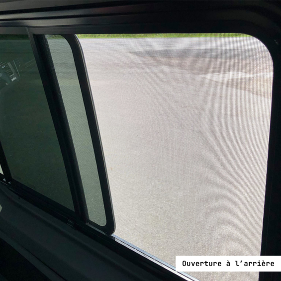 baie coulissante avec finition intérieure moustiquaire toyota proace