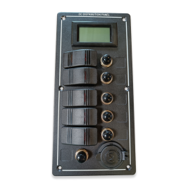 Schalttafel mit 5 Schaltern, 5 Sicherungsautomaten, digitalem Voltmeter, 12V-Zigarettenanzünderbuchse und Momentschalter