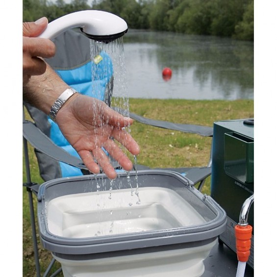 Sofort-Warmwasserdusche für Camping
